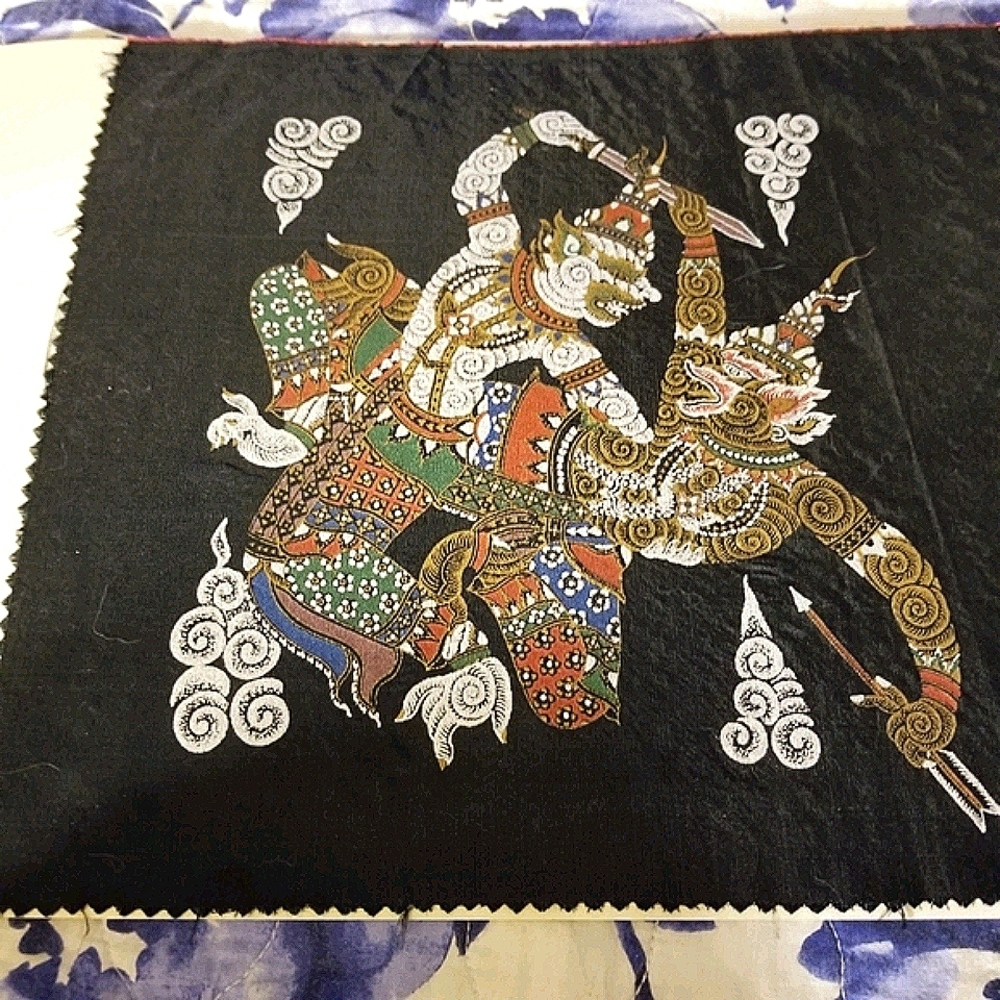 Vtg Asian silk panel depicting warriors - Picture 6 of 12